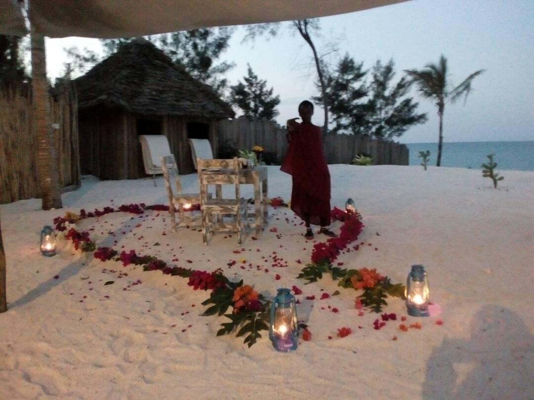 Zanbluu Beach Hotel Ківенґва Екстер'єр фото